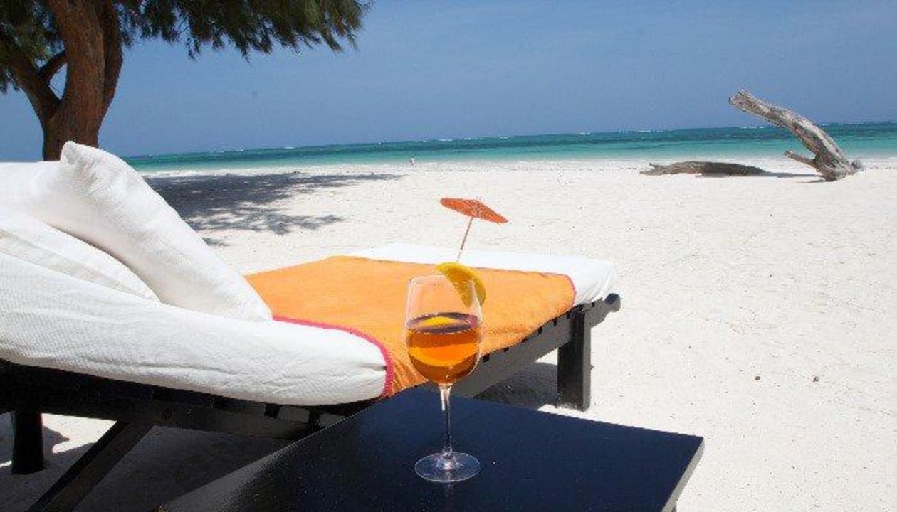 Karibuni Rafiki Beach Resort - Strand Hotel Karibuni Rafiki Beach Resort