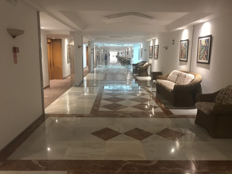 Lobby Hotel Mariant Park