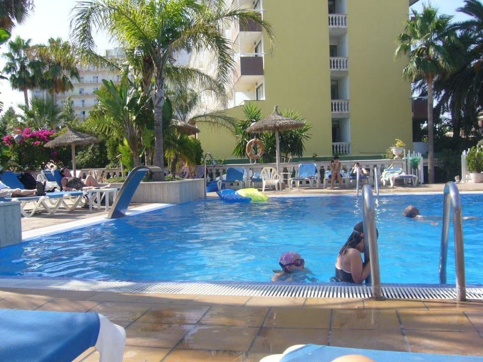 Poolansicht Bahía de Alcúdia Hotel & Spa