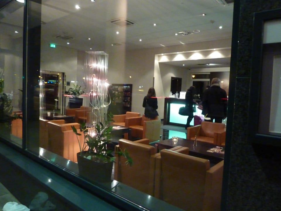 Lobby Flemings Hotel Wien-Stadthalle