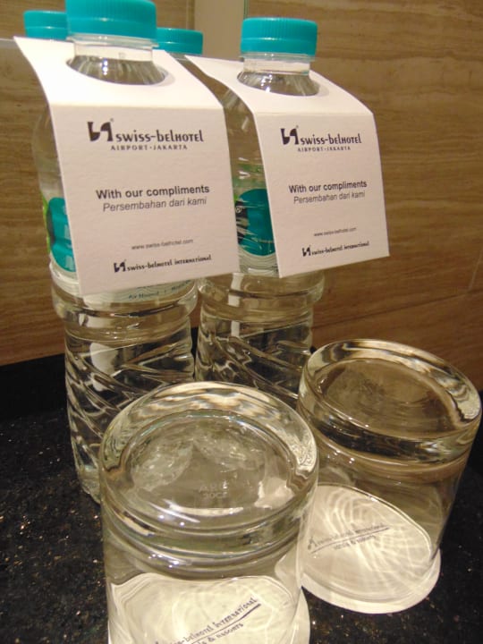Zimmer Swiss-Belhotel Airport Jakarta