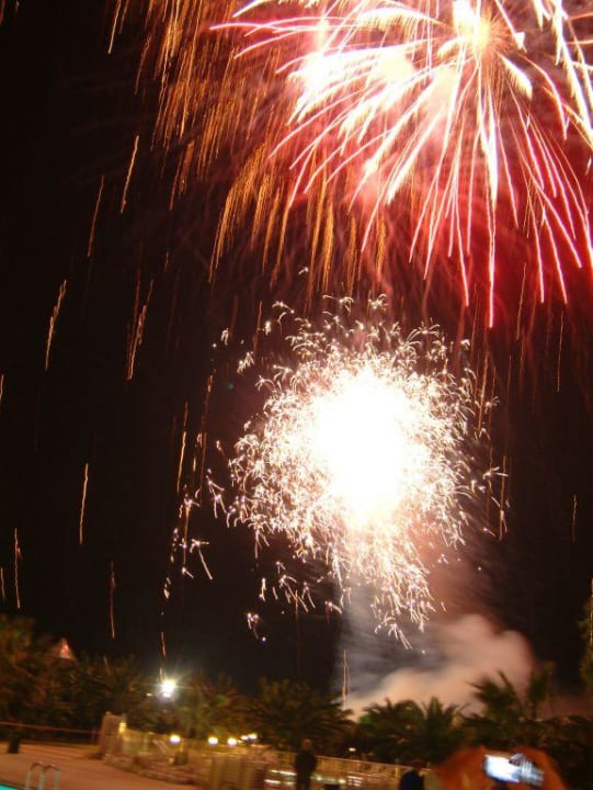 Feuerwerk VONRESORT Golden Coast