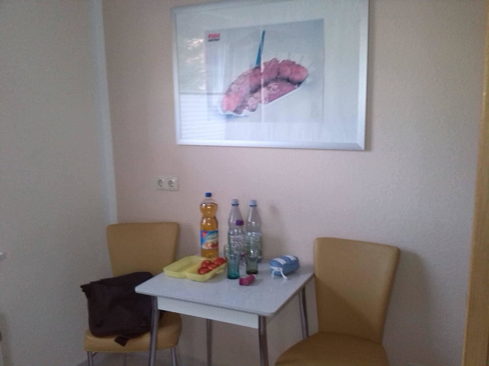 Küche mit Currywurst-Bild :-( Hotelanlage Tarnewitzer Hof