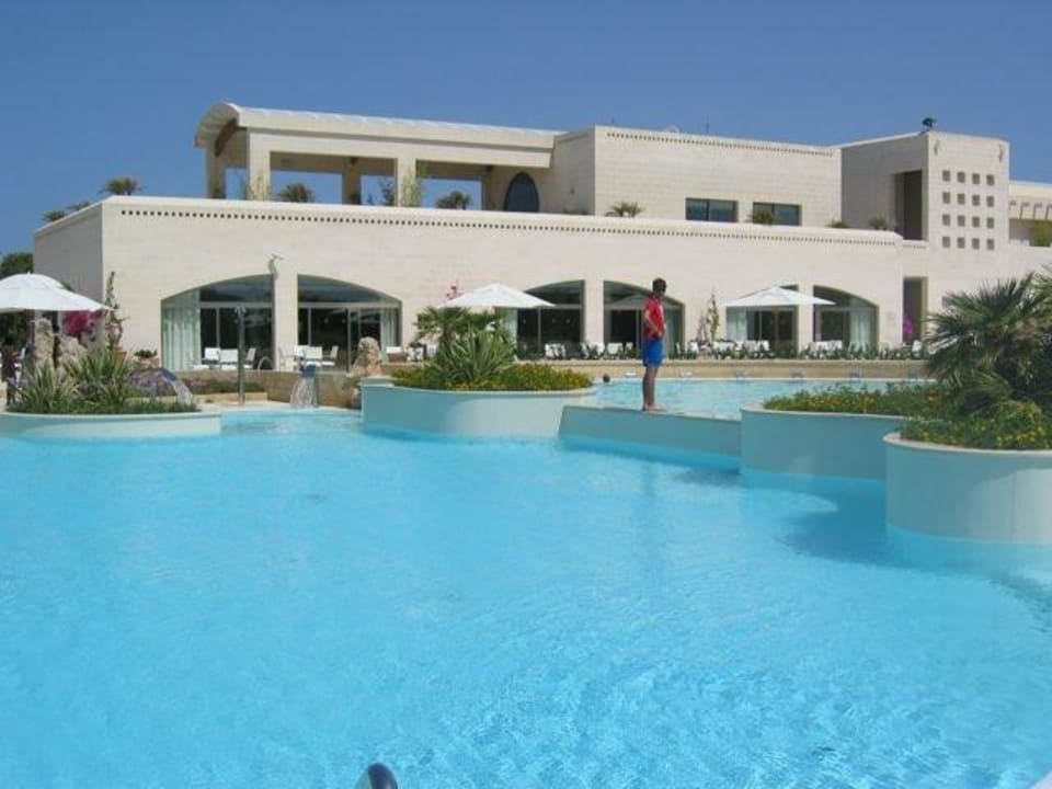 Poolbereich Vivosa Apulia Resort