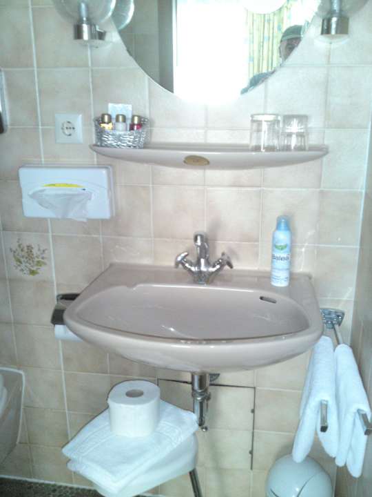 Sehr kleines Bad Flair Hotel Vier Jahreszeiten