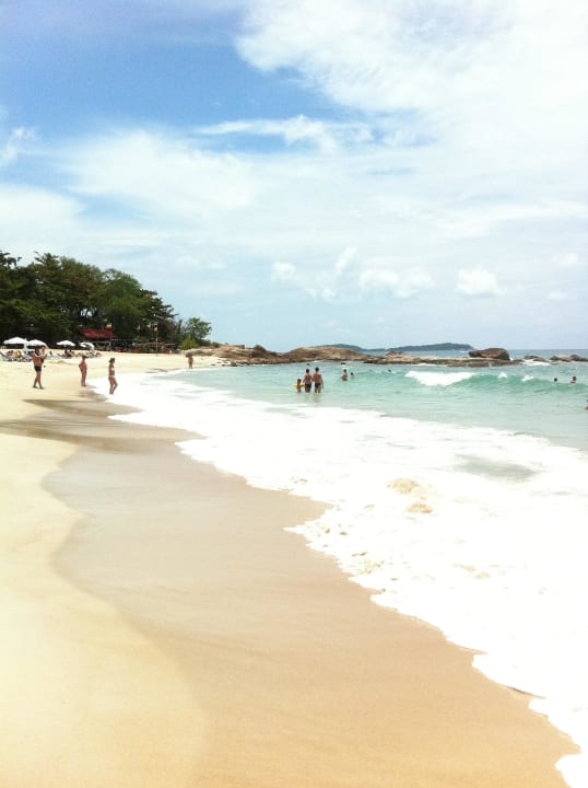Strand vor dem Hotel The Fair House Beach Resort