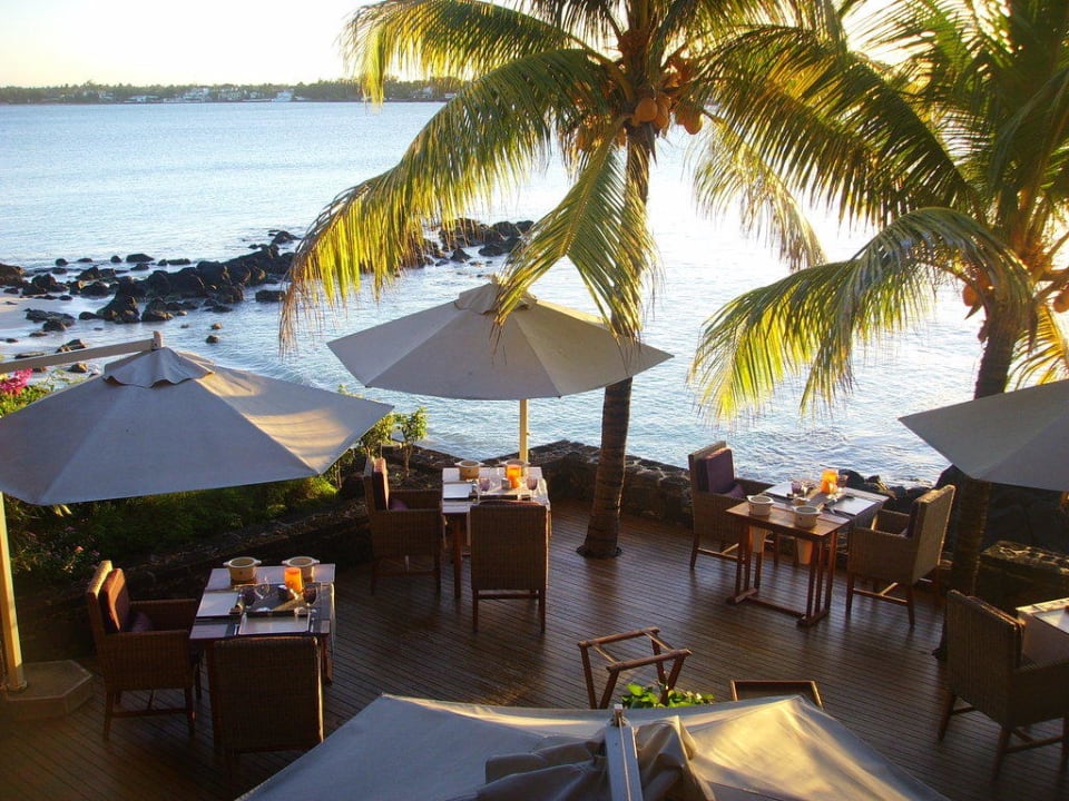 Natureaty Royal Palm Beachcomber Luxury