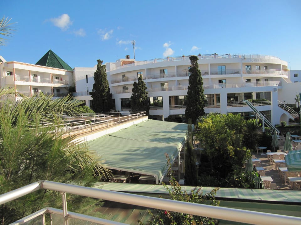 Blick auf das Hauptgebäude Agadir Beach Club Hotel