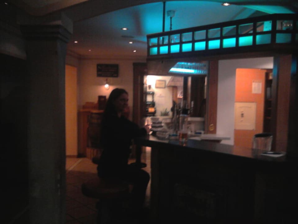 Bier trinken Dilly - Das Nationalpark Resort