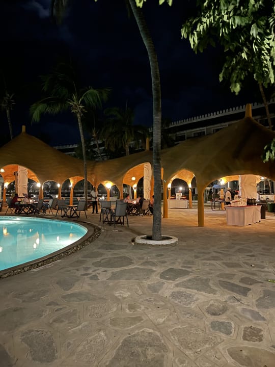 Gastro Hotel Southern Palms Beach Resort