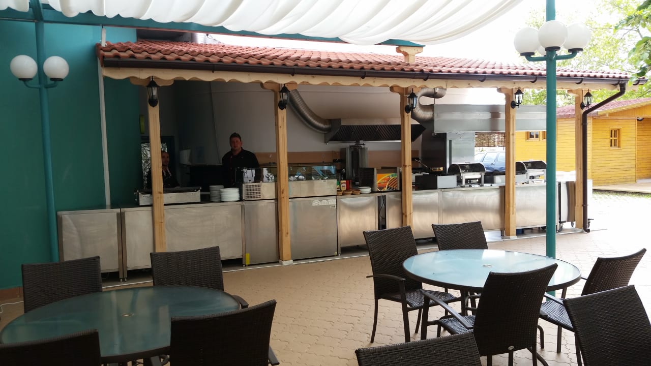 Restaurant Hotel Zefir Beach