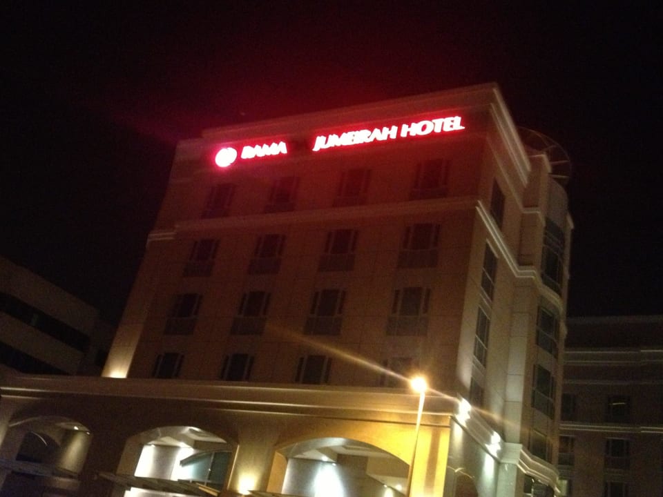 Von ausen Crowne Plaza Jumeirah Dubai
