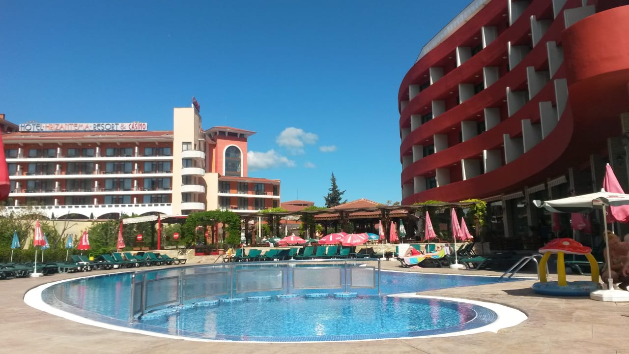 Pool Hotel Mena Palace