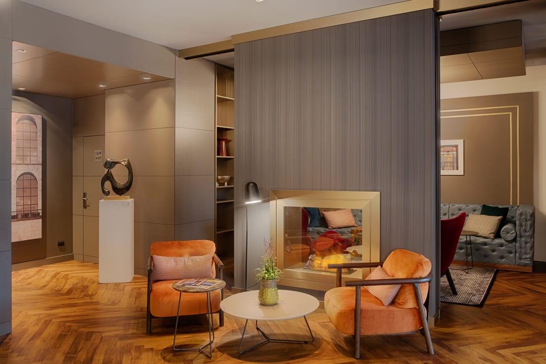 Lobby NH Collection Milano Touring