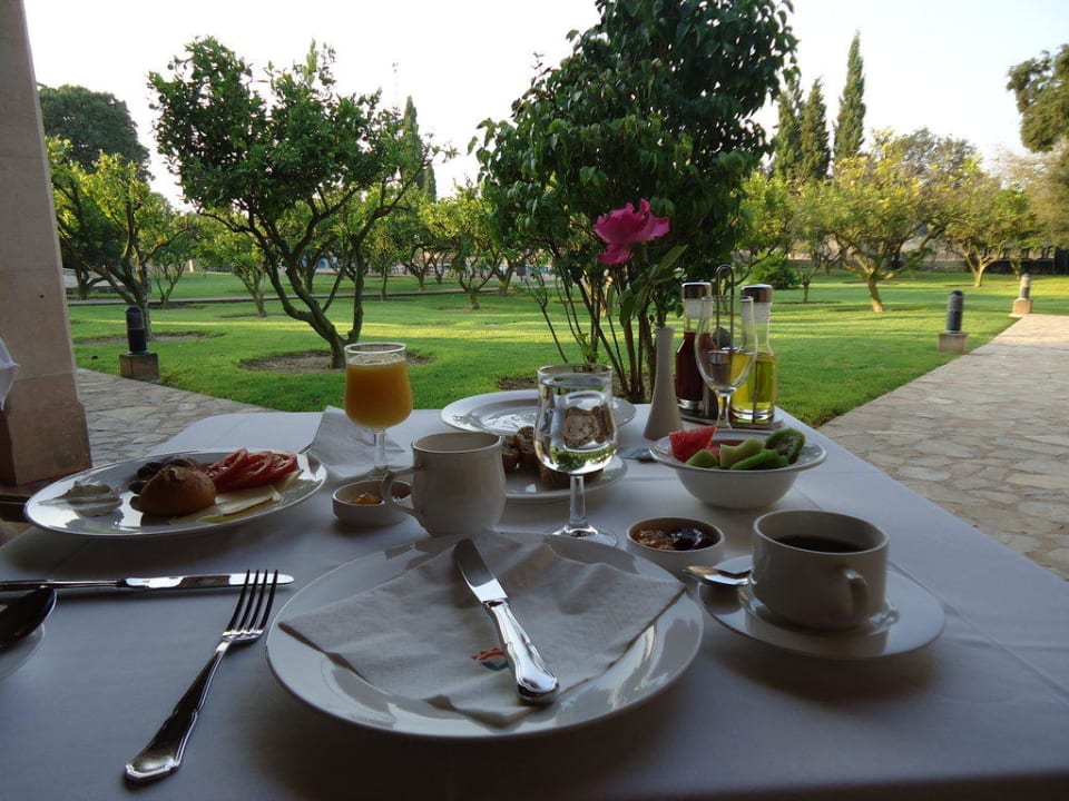 Beim Frühstück Finca Son Roig