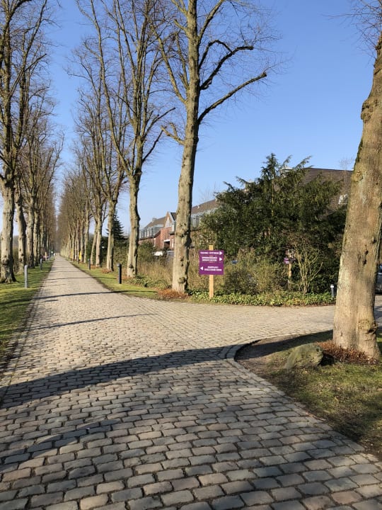 Wege Hotel Schloss Krickenbeck