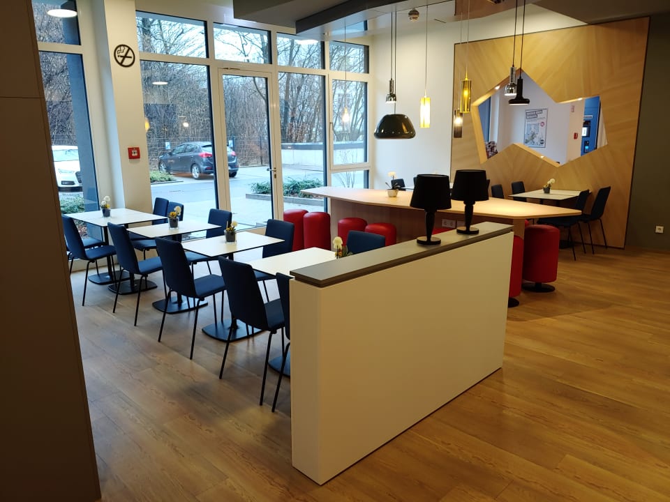 Gastro B&B Hotel Stuttgart-Airport/Messe