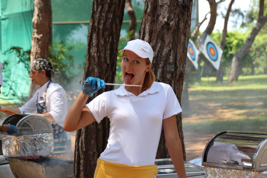 Animateurin am Werk Xanadu Resort Hotel