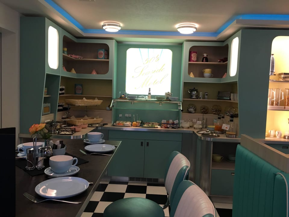 Blick auf das Frühstücksbüffet Bernstein 50's Seaside Motel
