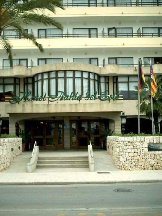 Eingang Bahia del Este allsun Hotel Bahia del Este