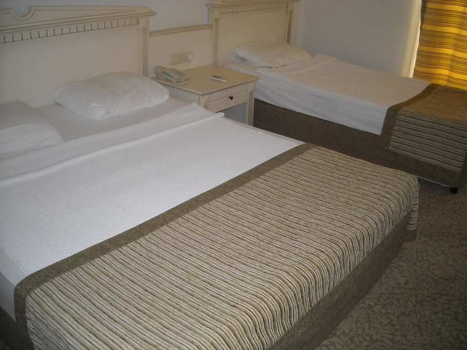 Desire Beach Side Royal Paradise Hotel