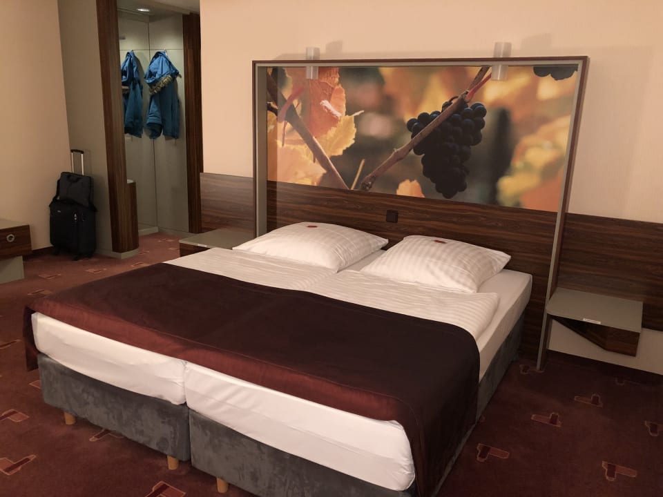Zimmer Premier Inn Köln City Mediapark