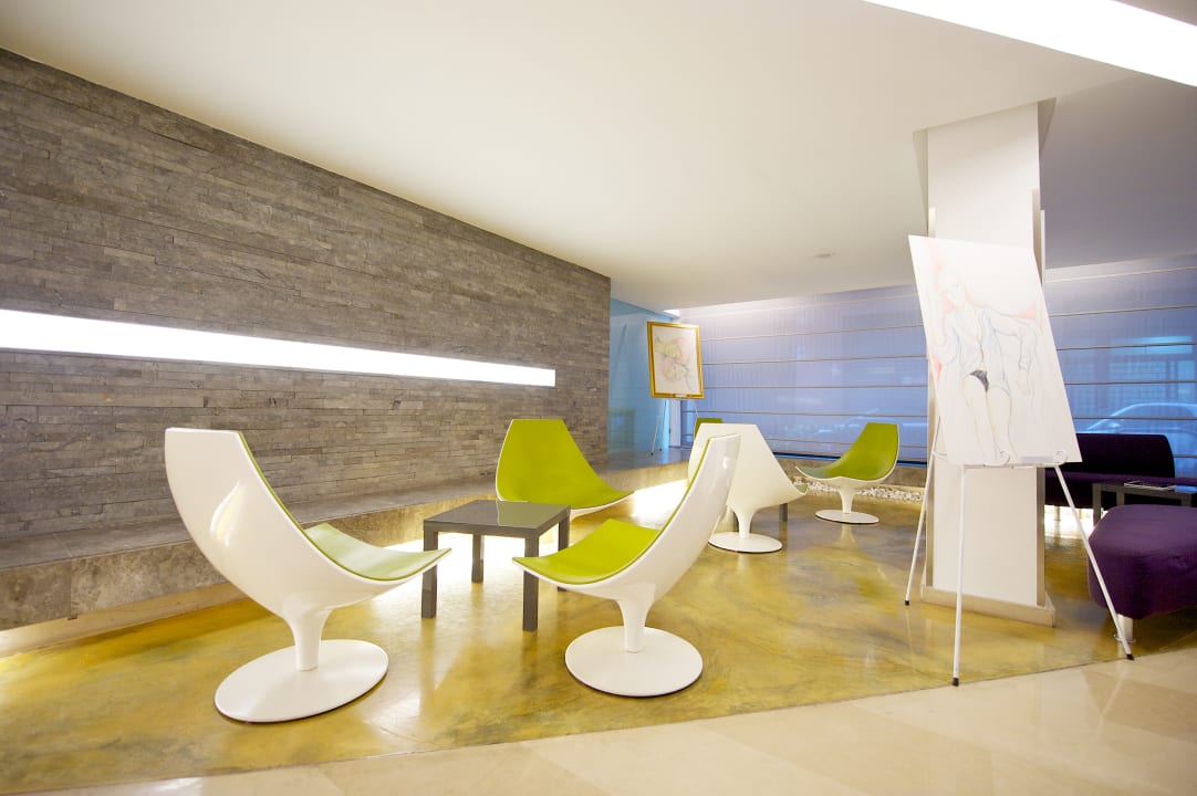 Lobby Hotel Mercure Palermo Centro