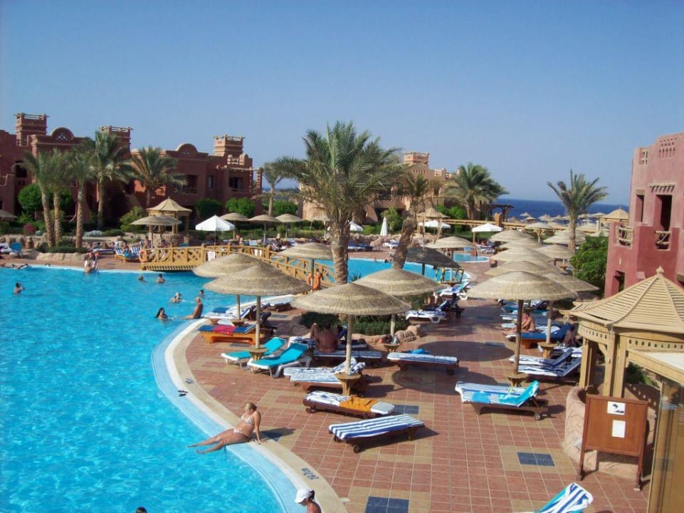 Pool Charmillion Sea Life Resort