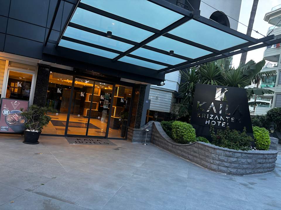 Außenansicht Hotel Kaila Krizantem