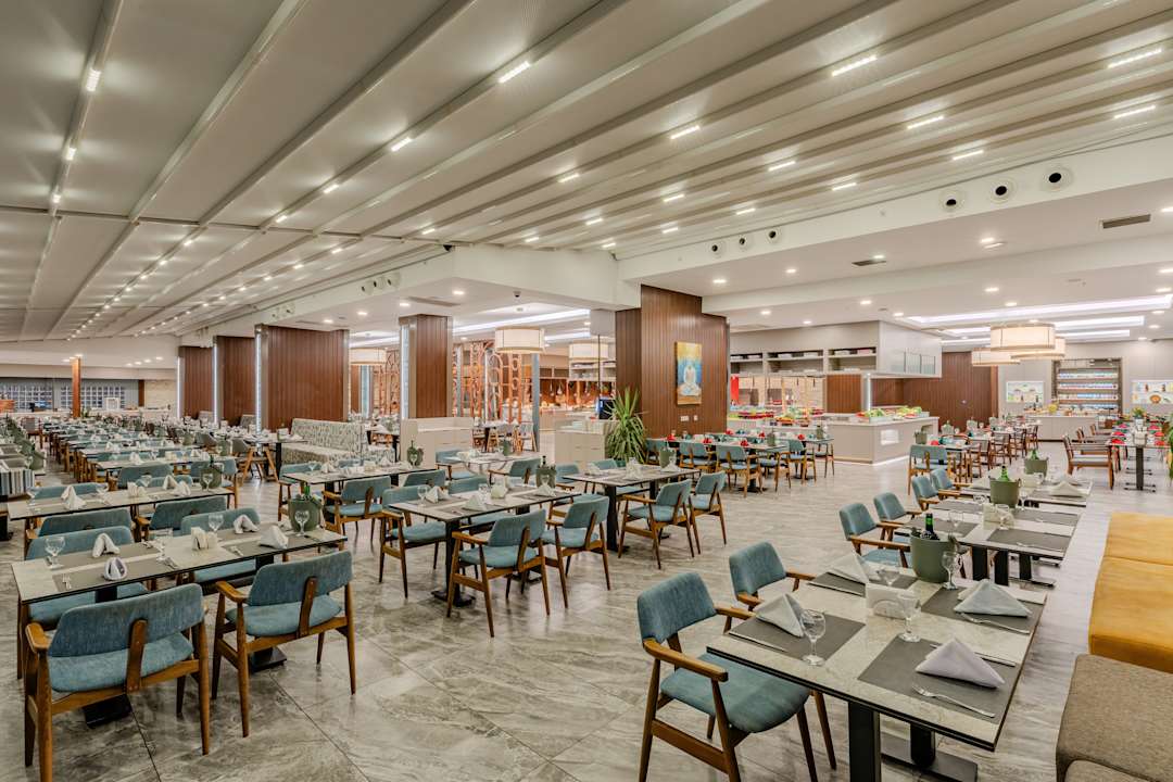 Gastro Justiniano Deluxe Resort