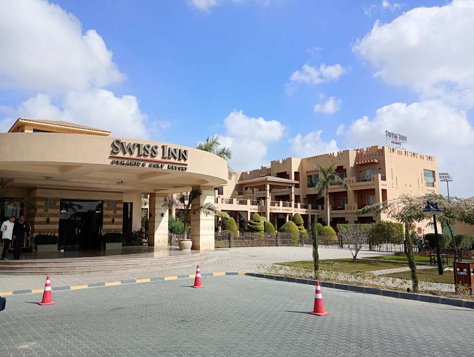 Außenansicht Swiss Inn Pyramids Golf Resort