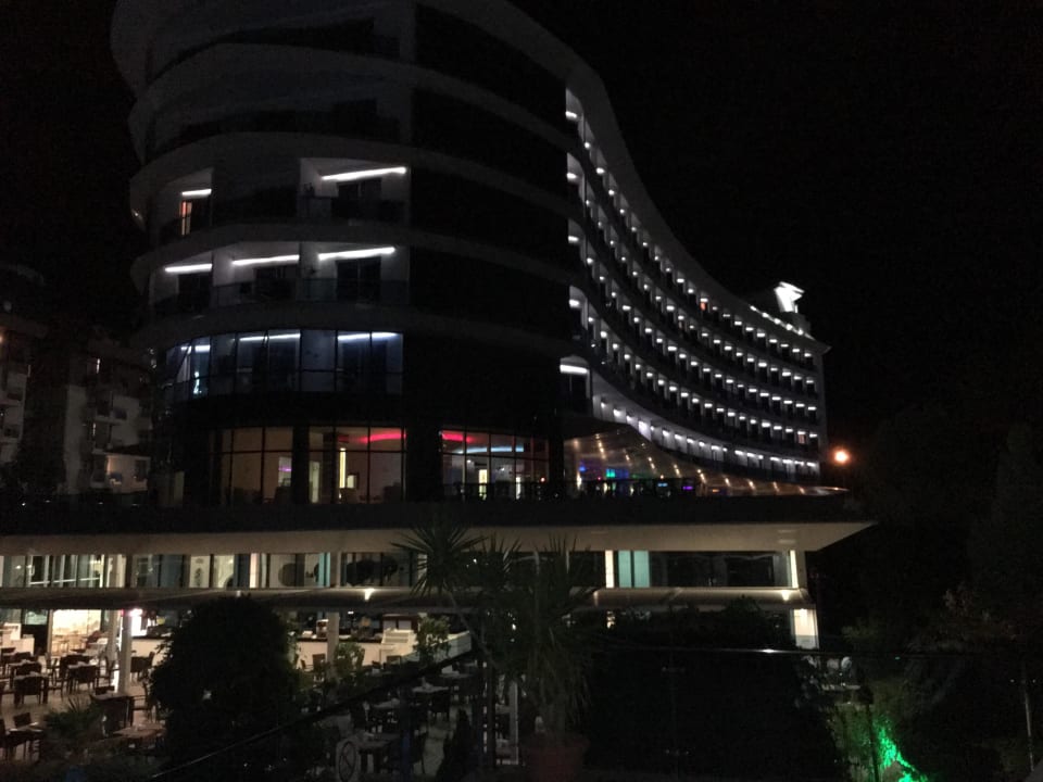 Ein Schiff Q Premium Resort