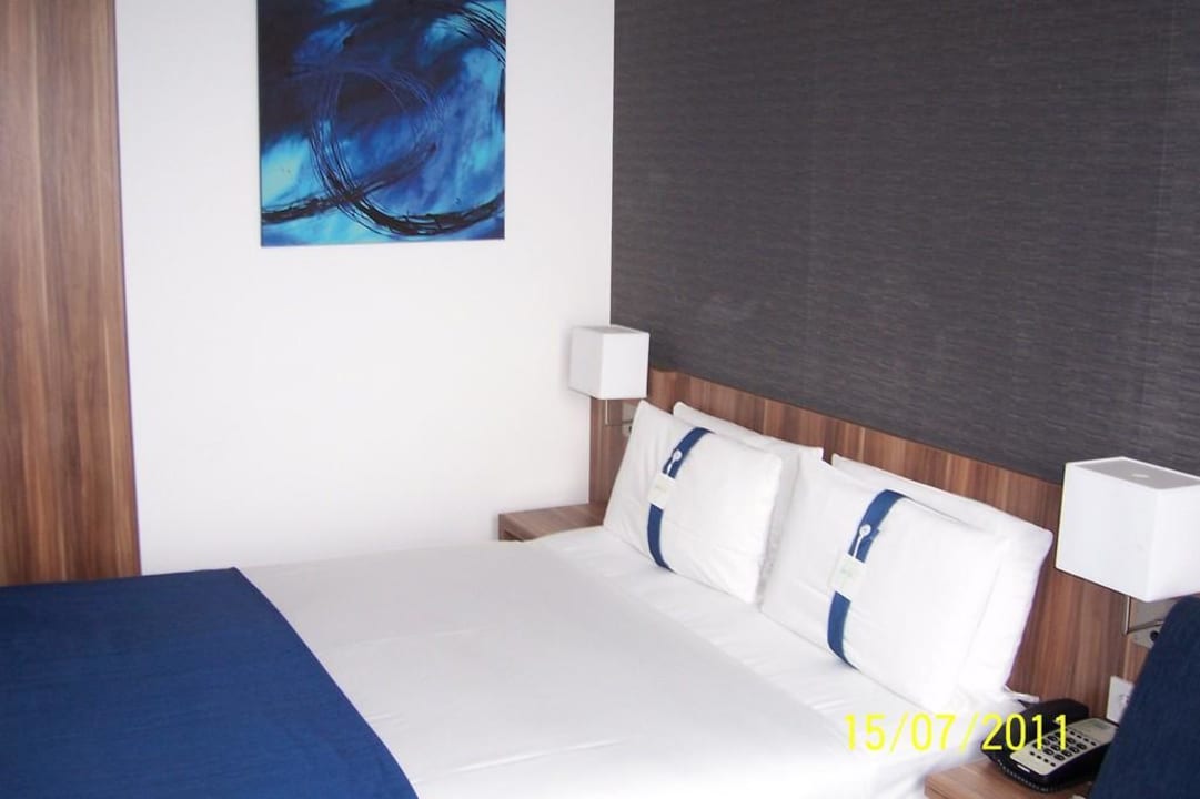 Zimmer Premier Inn Dresden City Zentrum