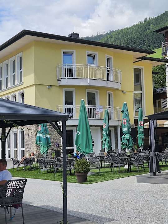 Außenansicht Hotel Wolkensteinbär