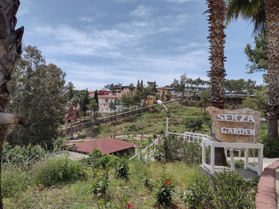 Gartenanlage Senza Garden Holiday Club