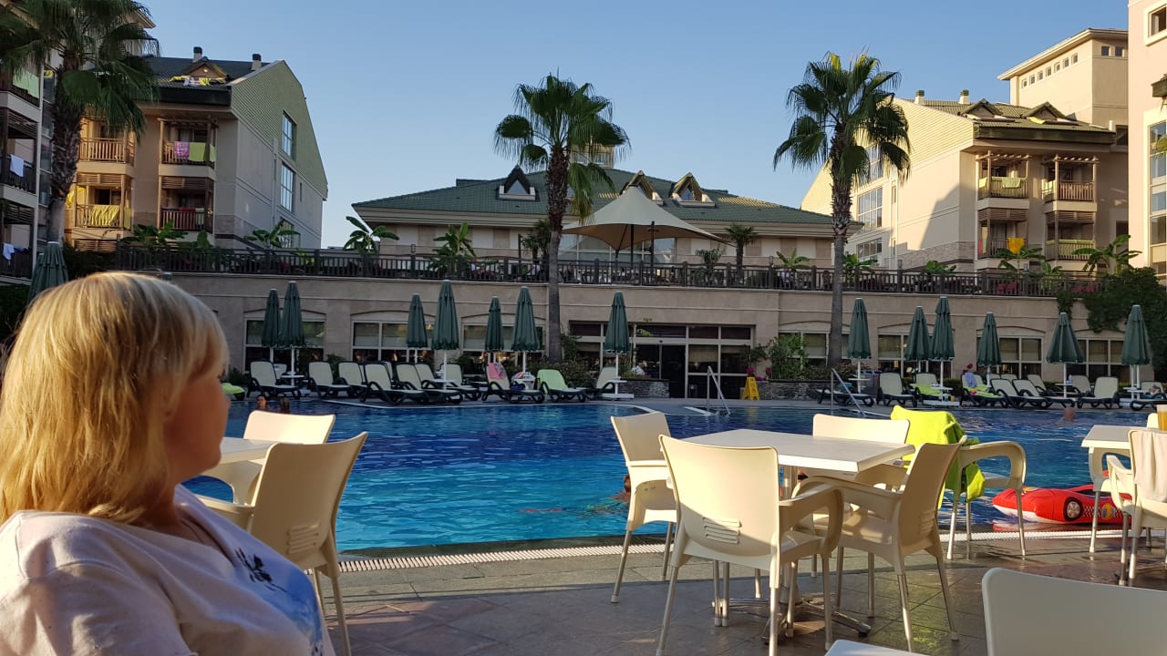 Pool Can Garden Resort