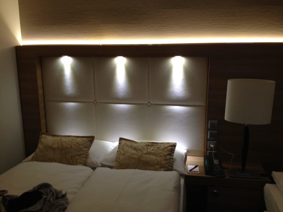 Doppelzimmer H4 Hotel Berlin Alexanderplatz