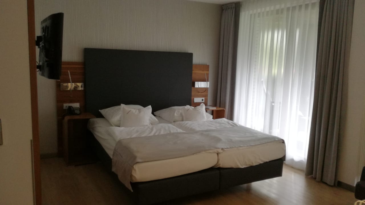 Zimmer Hotel Weissenburg