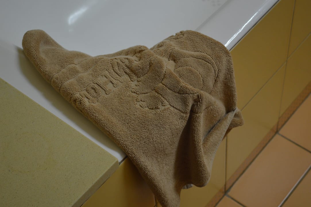 Liebvoll hingeschmissen SBH Hotel Taro Beach