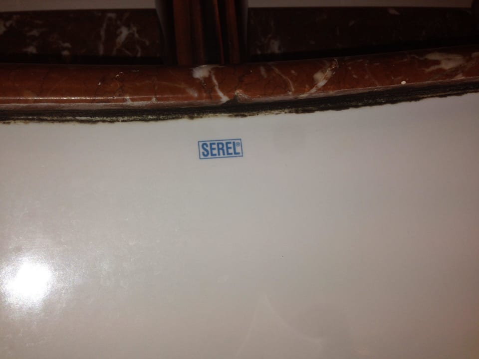 Waschbeckenrand ROBINSON NOBILIS