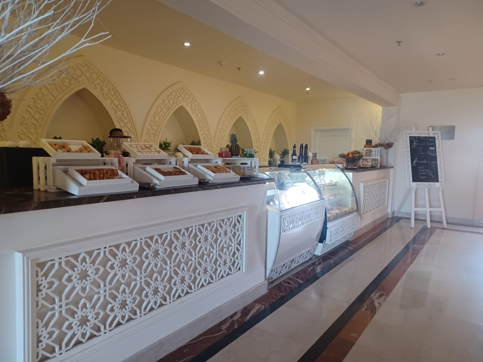 Gastro The Grand Palace - Adults only