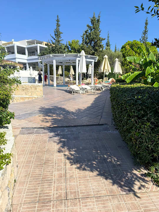 Außenansicht alltoura Club Hotel Kiotari Miraluna