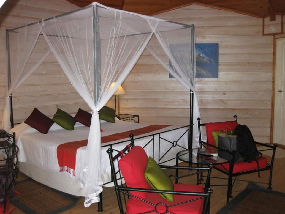 Schlafbereich Jacuzzi-Beach-Villa Kuredu Island Resort & Spa