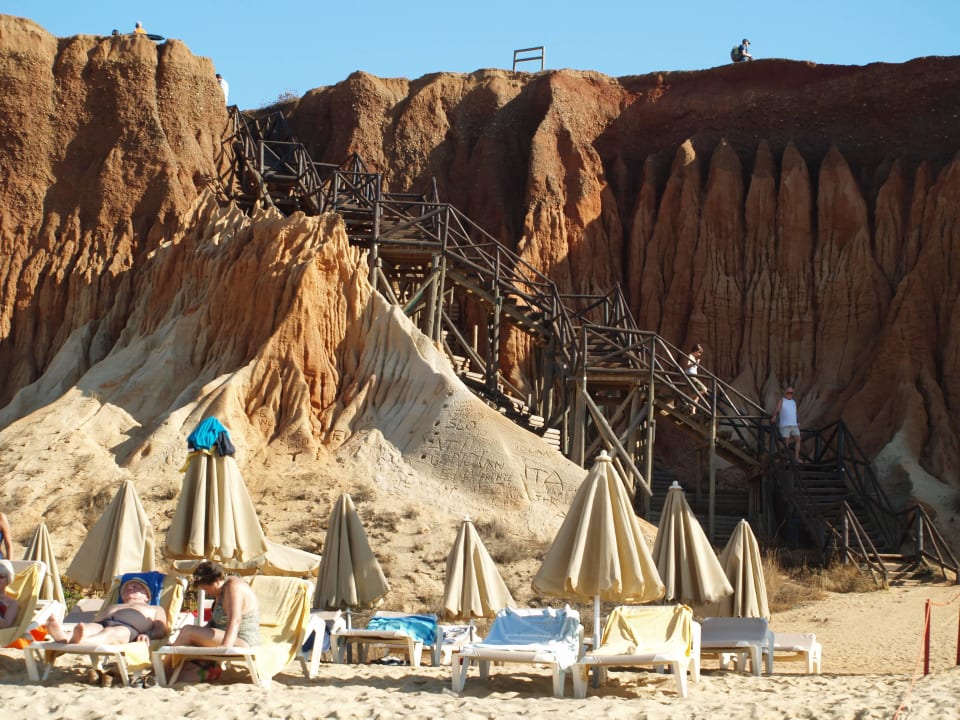 Liegen am Hotelstrand - kostenlos AP Adriana Beach Resort