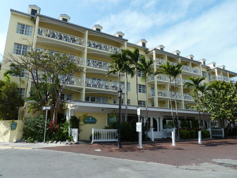 Vorfahrt zum Hotel (Duval Street) Hotel Ocean Key Resort & Spa
