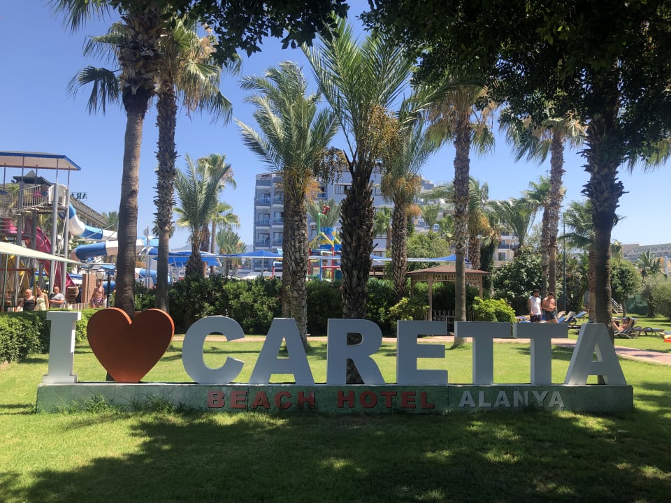 Gartenanlage Caretta Beach Hotel