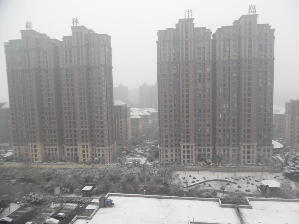 Suite 1307 - Blick aus dem Zimmer Hotel Aloft Zhengzhou Shangjie