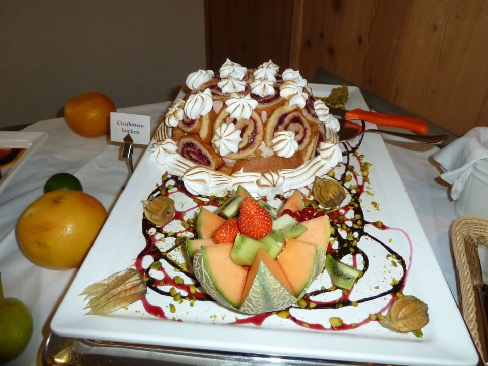 Nachspeisenbuffet  Hotel AlpenSchlössl