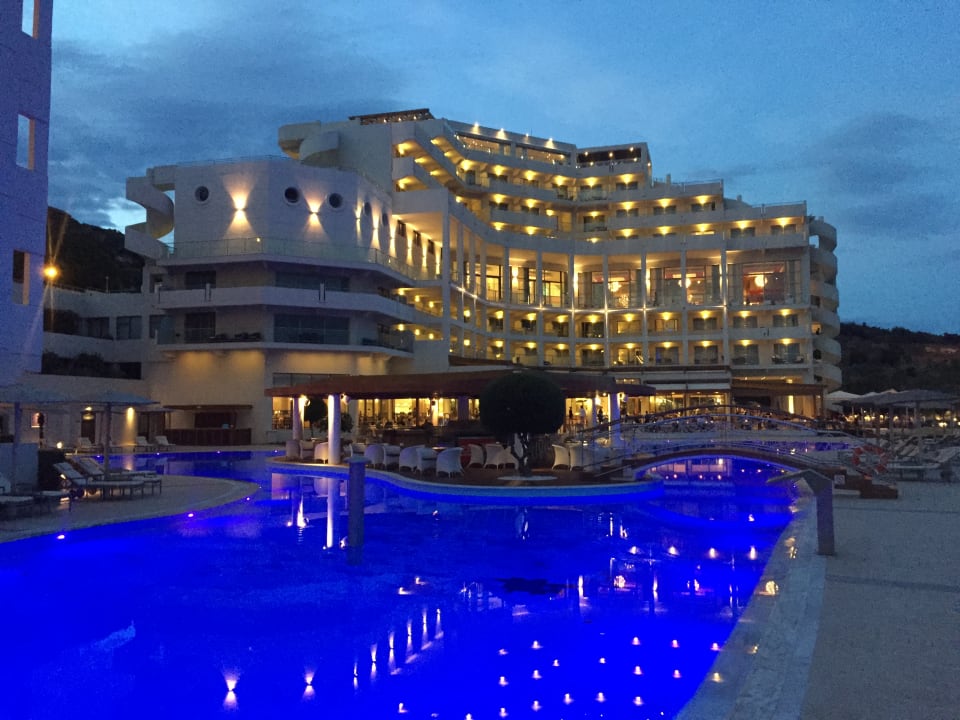 Außenansicht Elysium Resort & Spa Hotel