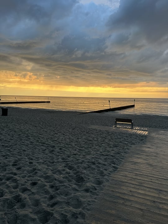 Strand Marine & Ultra Marine